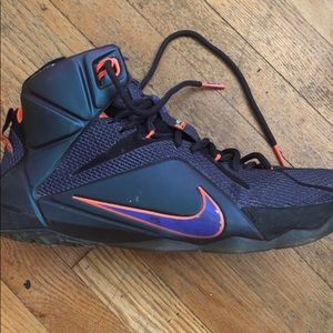 Lebron 12’s size 11